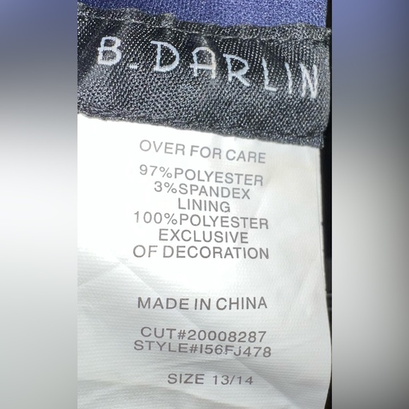 EUC-Juniors' Printed Mock-Neck Crochet-Trim Fit & Flare Dress Size 13/14 - Picture 10 of 13